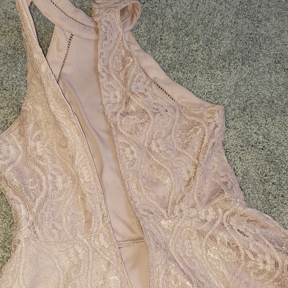 Dress - Picture 3 of 10